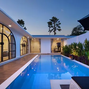 https://the-grand-daha-a-luxury-resort-spa.ubudhotelsnow.com